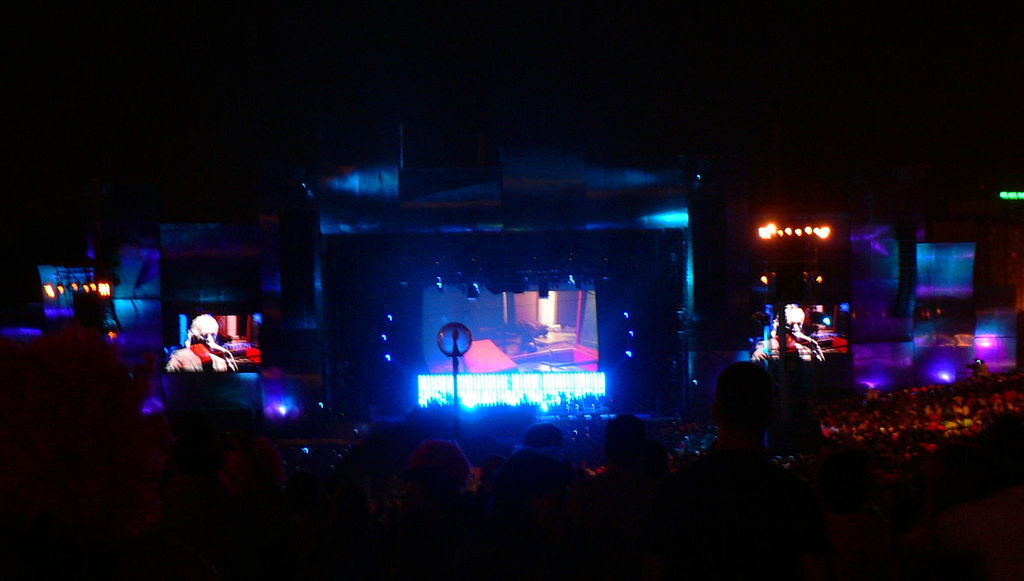 Roger Waters in Rock in Rio Lisboa 2006 (1)