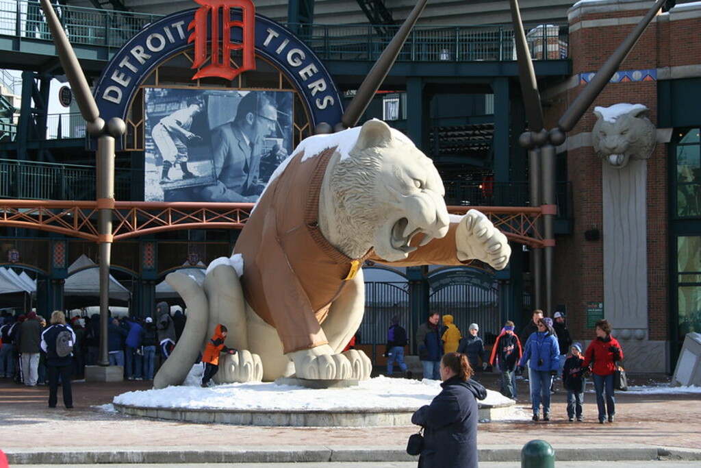 Tiger Statue