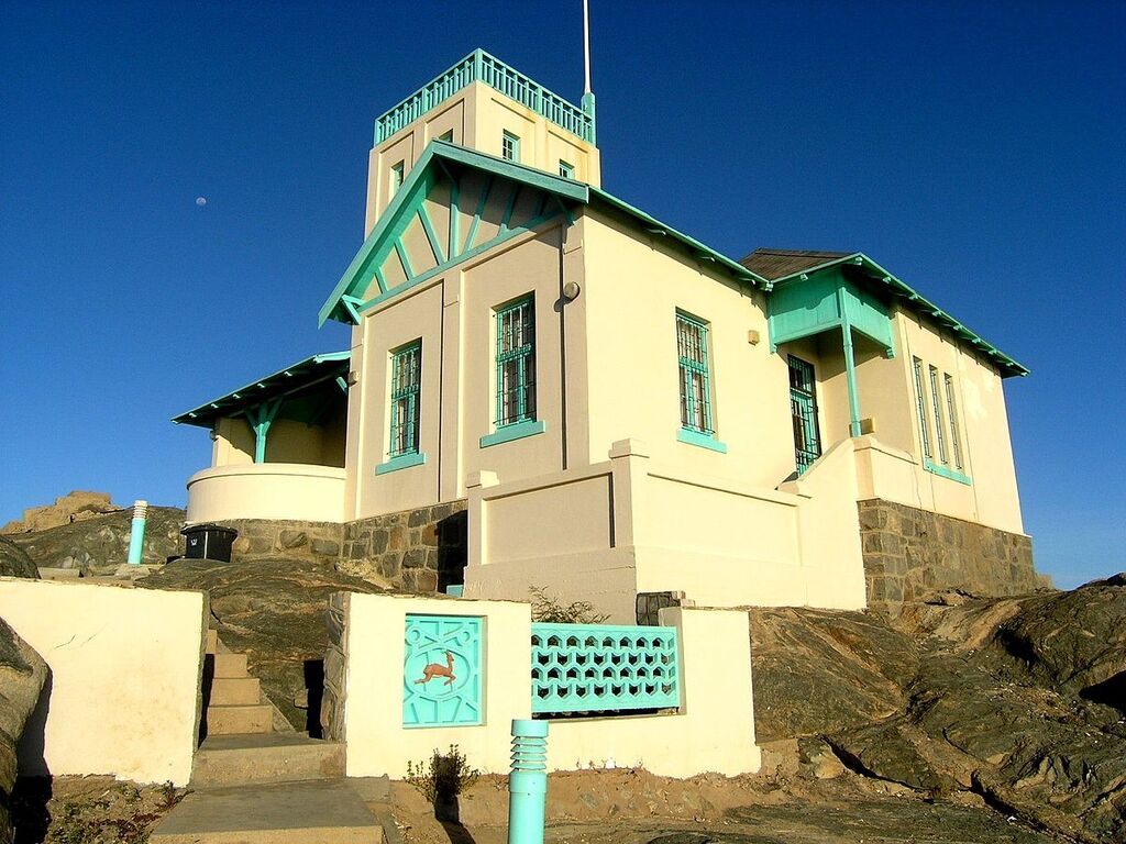 Luderitz, Leuchtturm auf der Haifischinsel