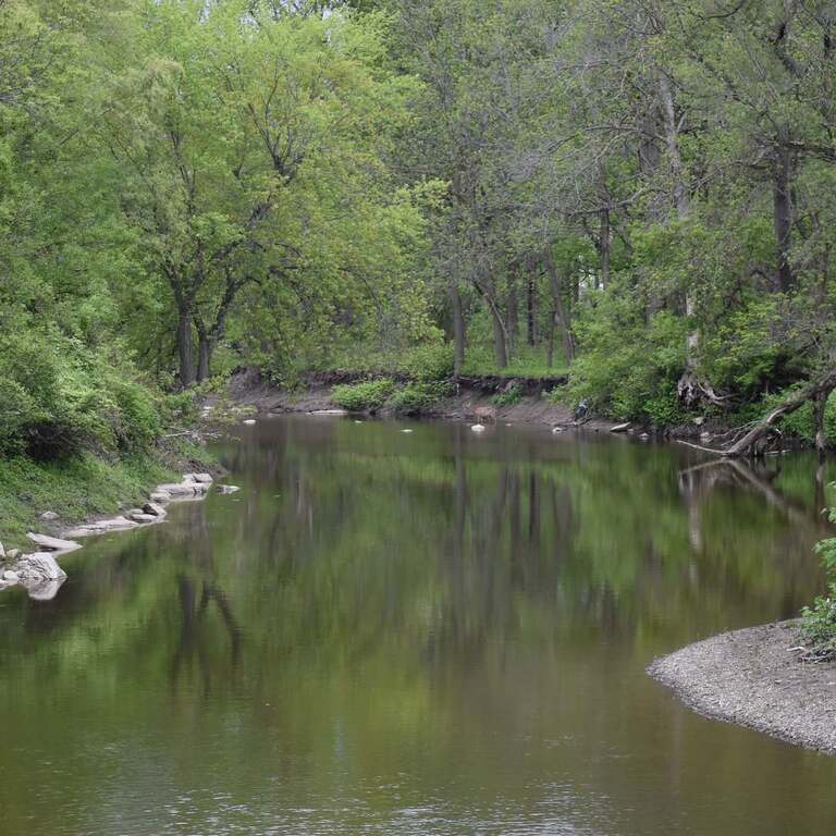 things to do in cheektowaga new york | take a stroll in stiglmeier park