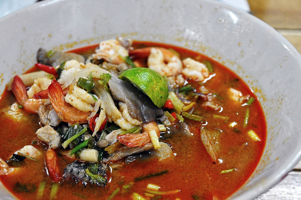 Tom yum goong (Mixed Seafood)
