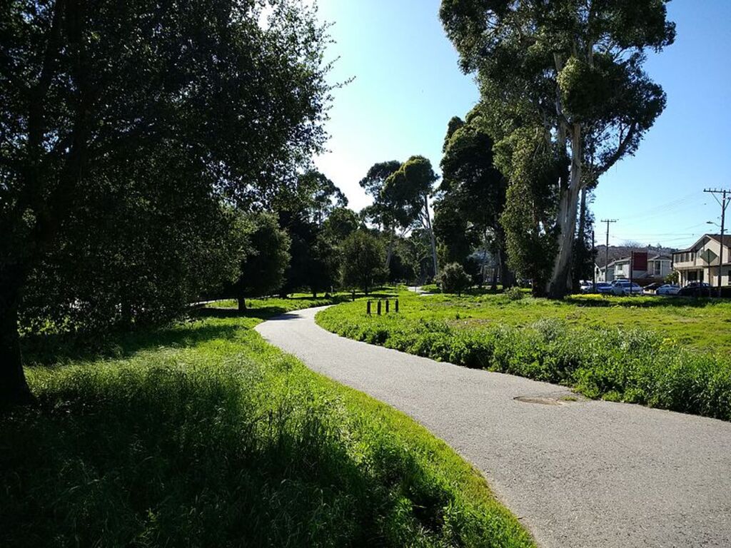 Spur Trail, Millbrae (southern section)