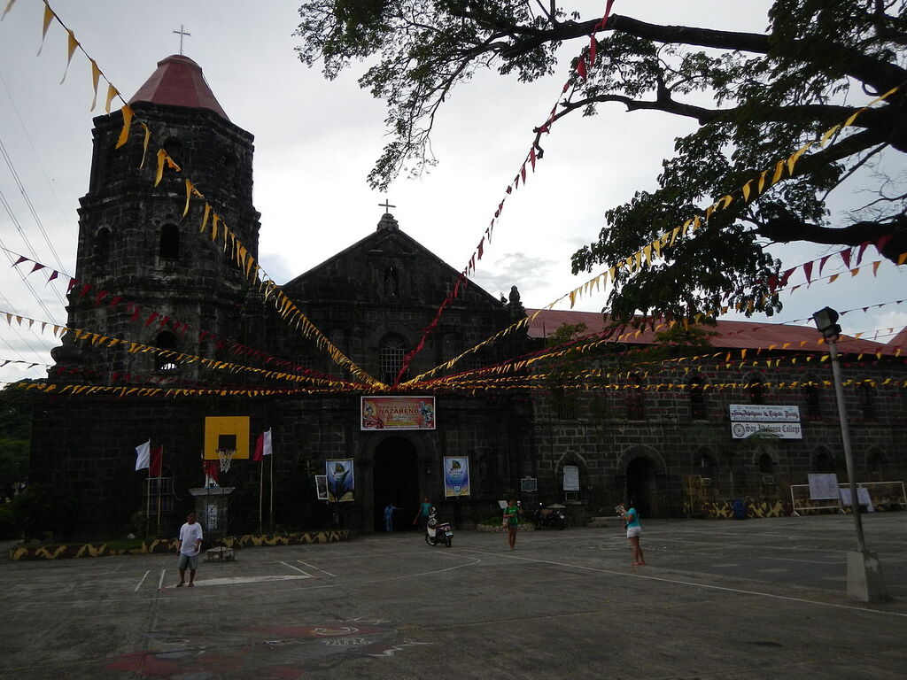 Tanay Church facade 2