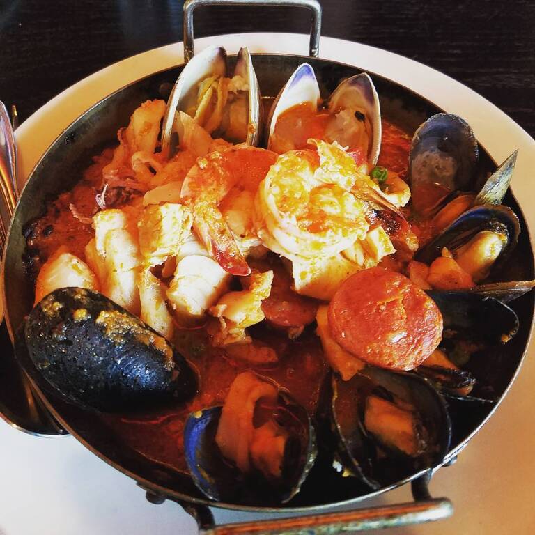 waterfront dining in boston | legal test kitchen