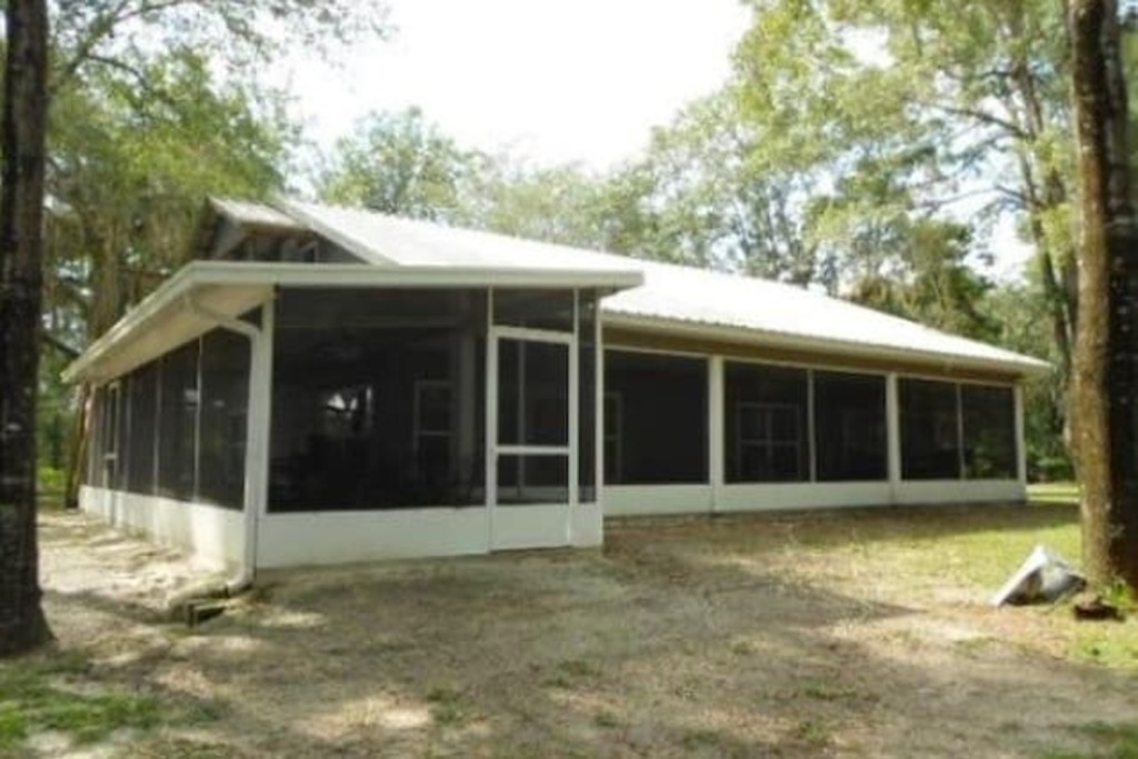 10 Best Airbnb Vacation Rentals In Chiefland, Florida Updated 2024