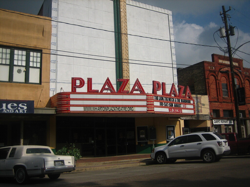 Plaza Theater in Wharton, TX IMG 1029