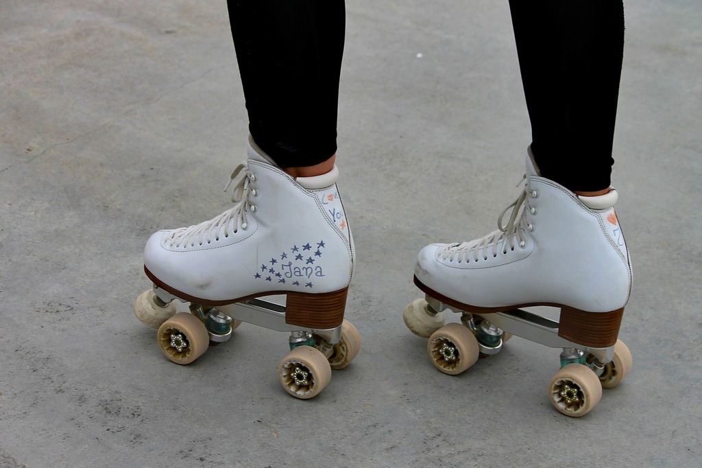 Roller skate