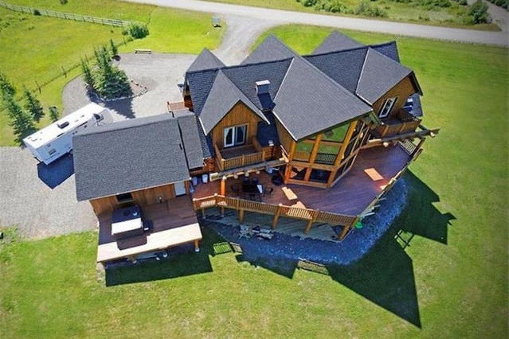 Top 11 Airbnb Vacation Rentals In Kananaskis, Canada Updated 2024