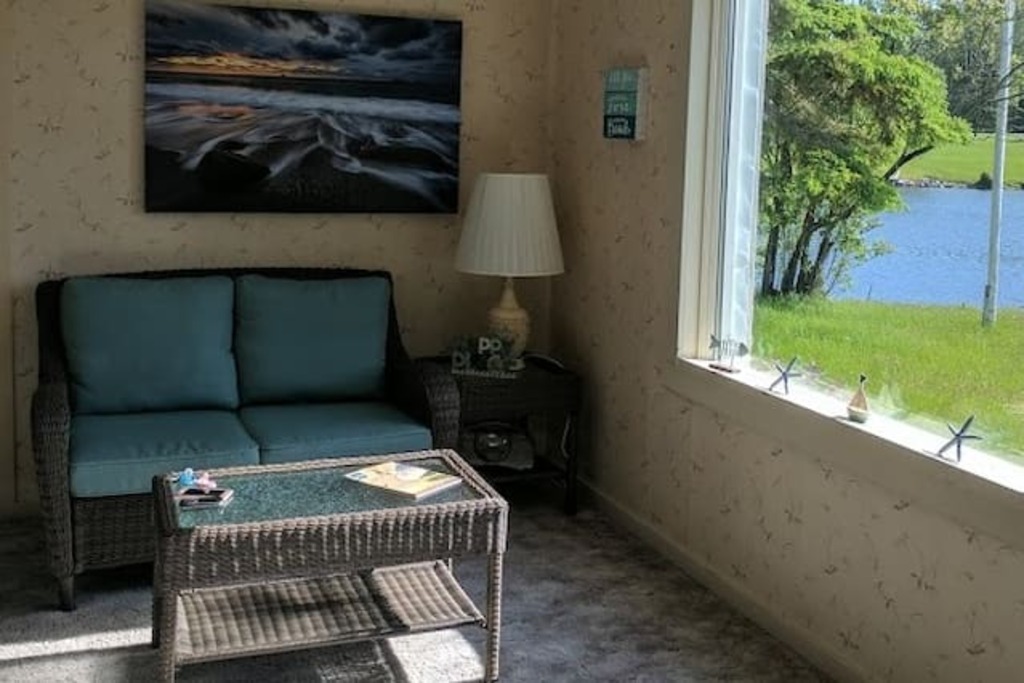 10 Best Airbnb Vacation Rentals In Cheboygan, Michigan Updated 2024