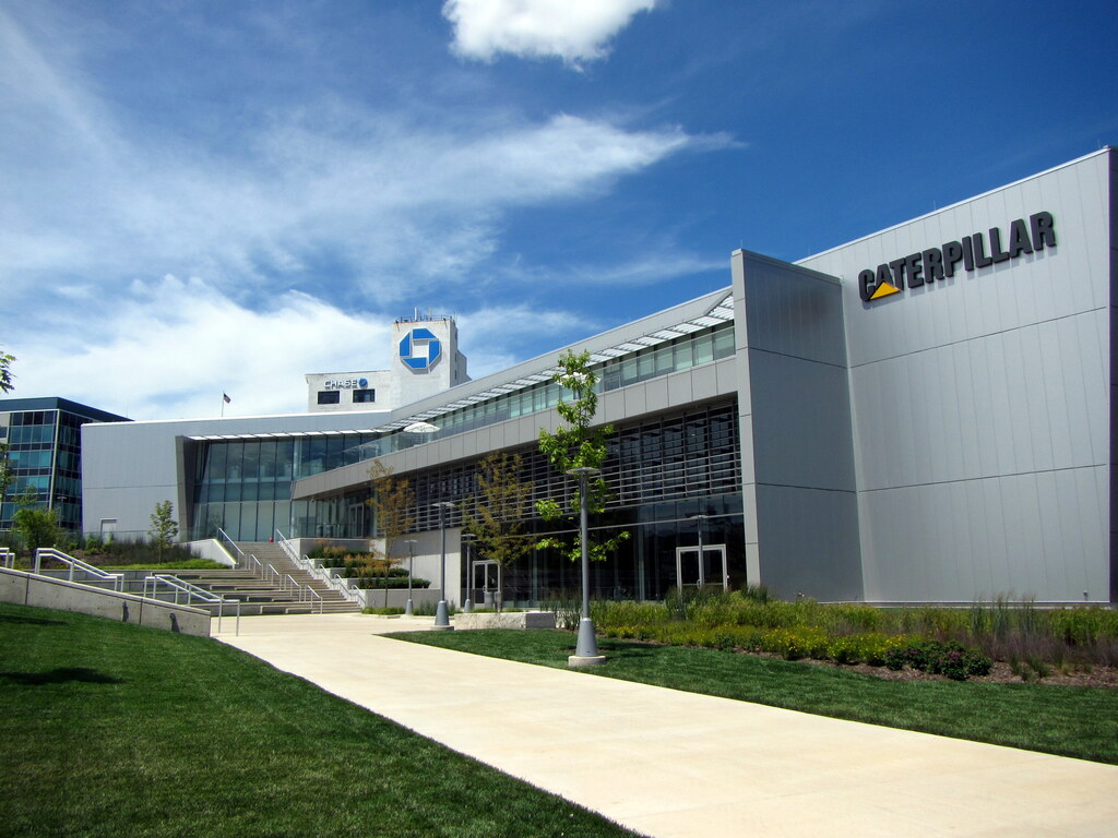 Caterpillar Center - panoramio