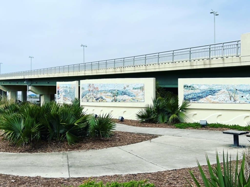 things to do in ocean springs | find the mosaic mural