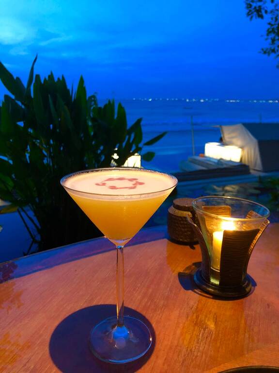 Rooftop Bar & Lounge