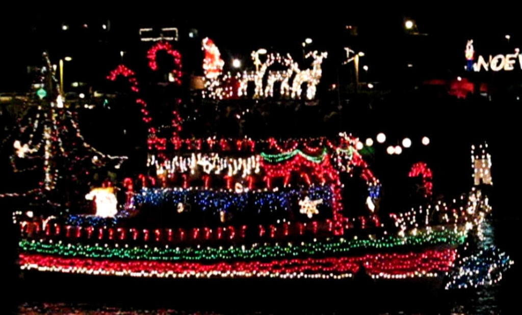 Santa Cruz boat parade