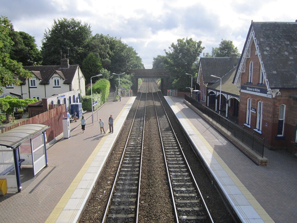 Widnes railway station (1)