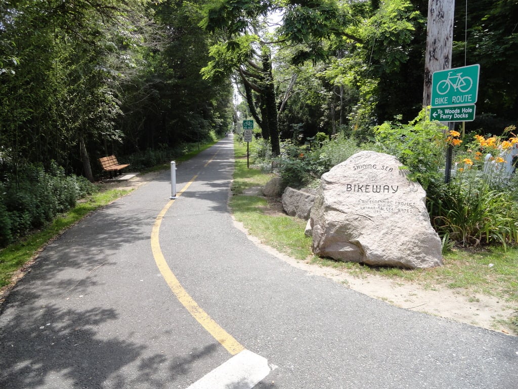 Original start of the Shining Sea Bikeway