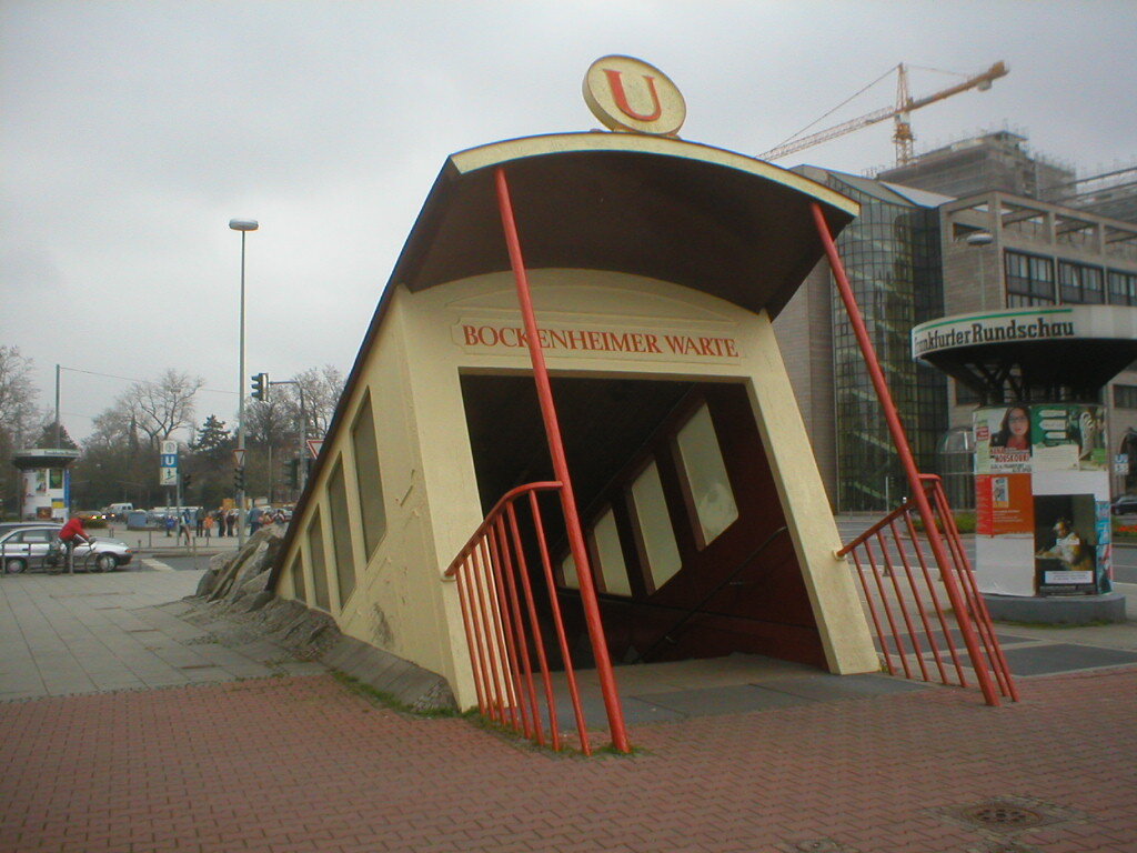 Frankfurt U-Bahn Bockenheimer Warte