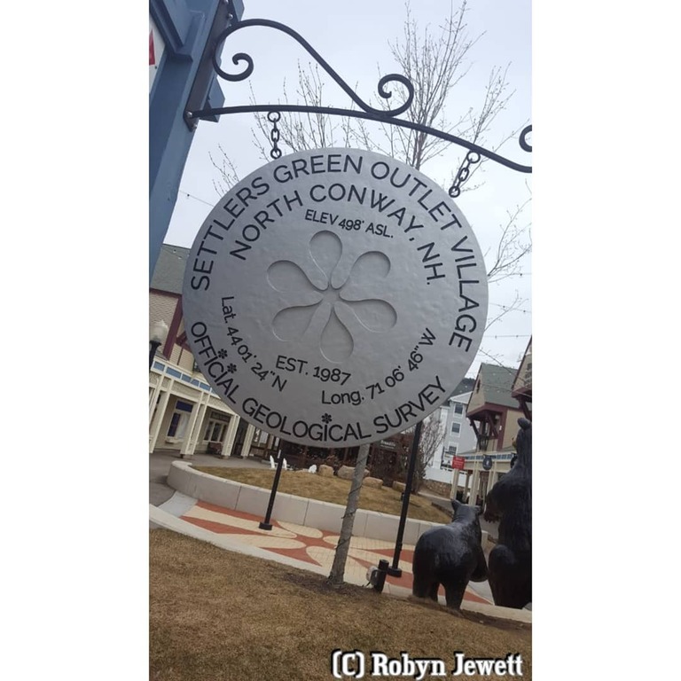 shopping malls in new hampshire | settlers green outlet village