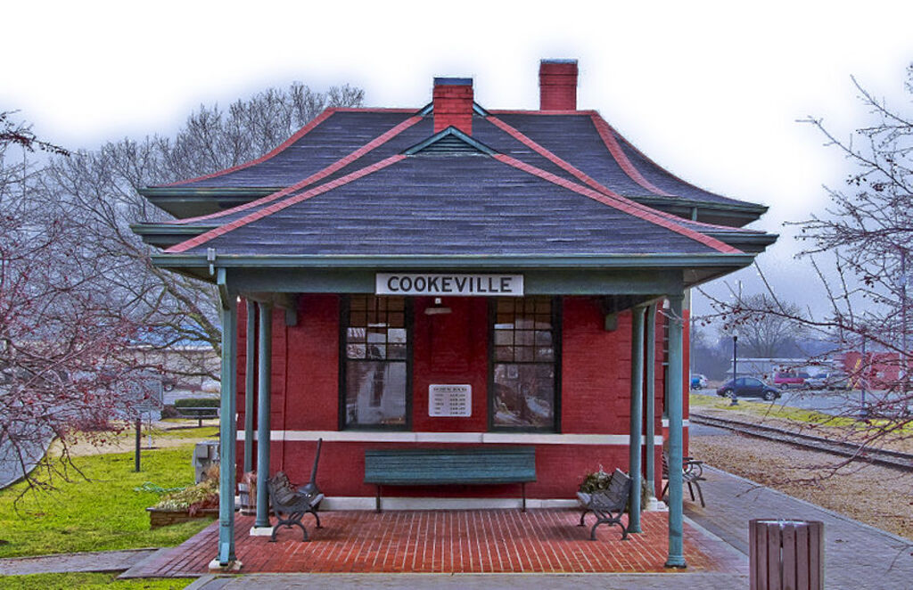 Cookeville-depot-museum-tn2