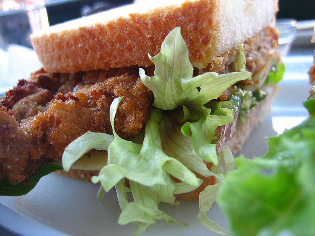 Schnitzel sandwich
