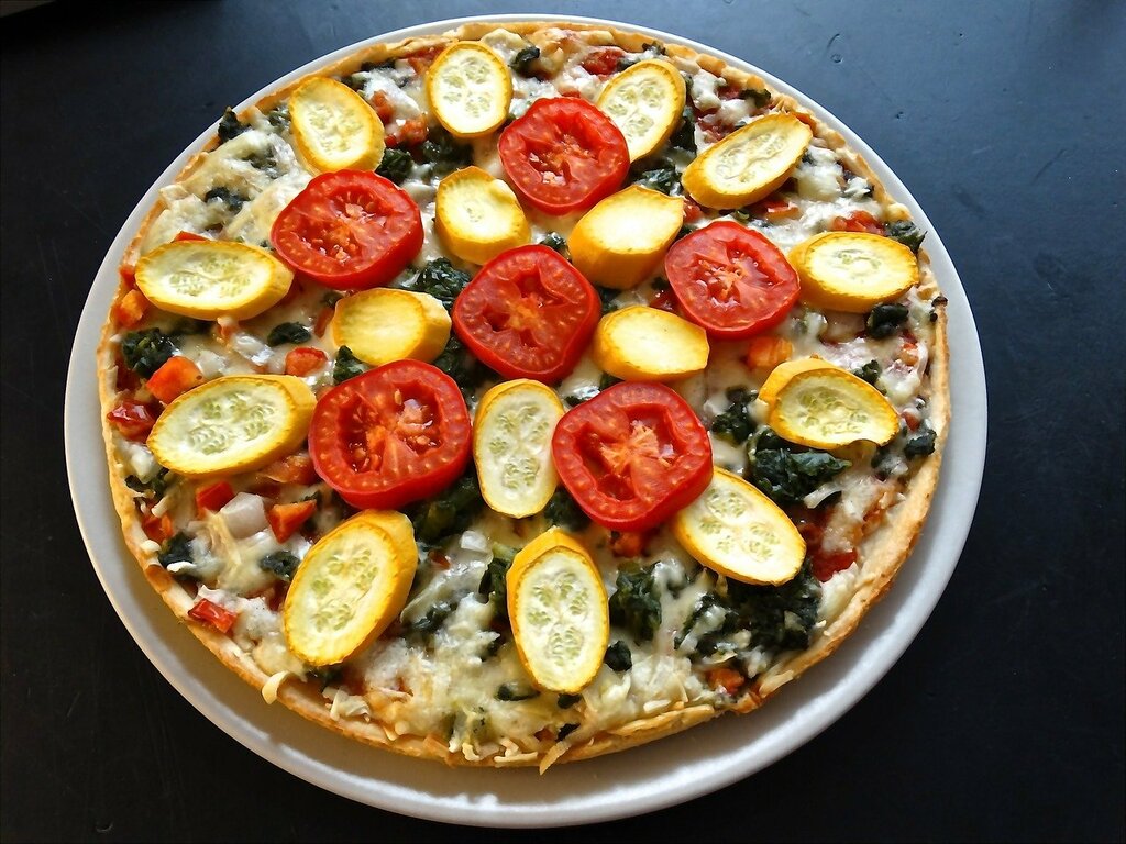 Kosher vegetarian pizza