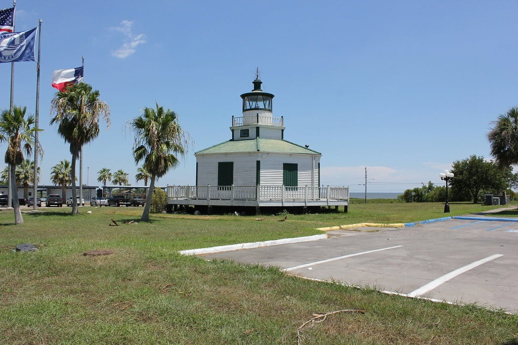 Half Moon Reef Lighthouse