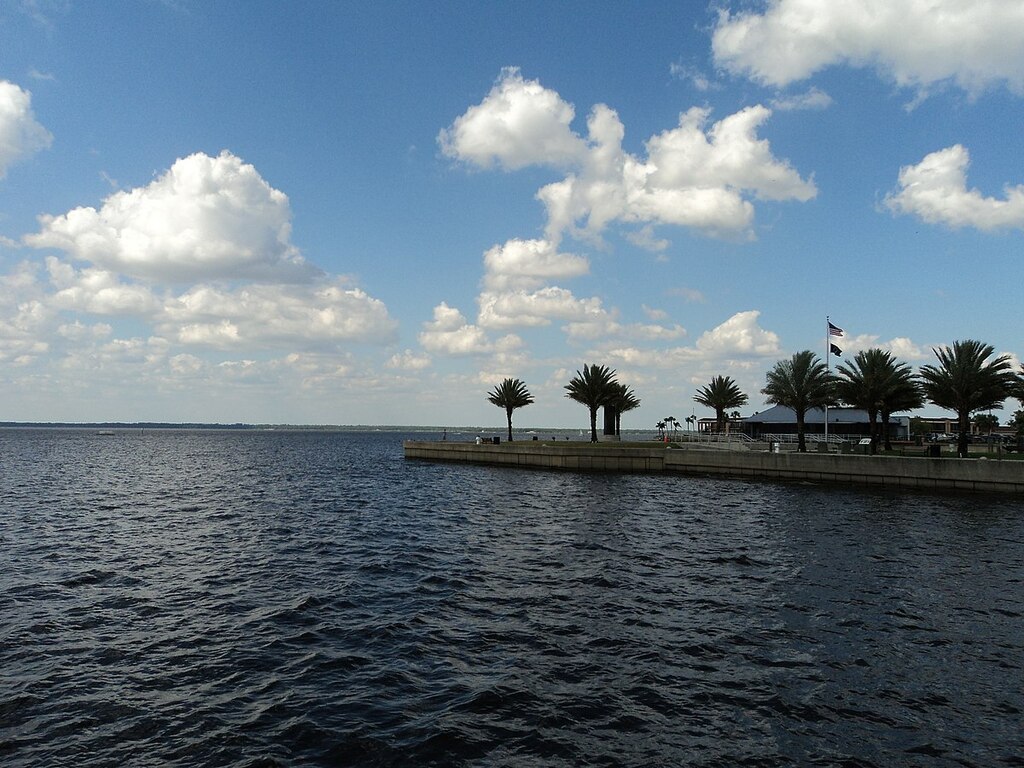 Lake Monroe - Sanford, FL - panoramio