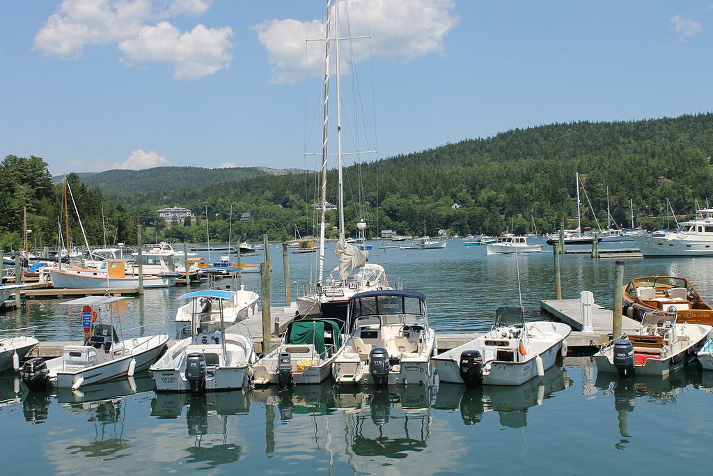 Boats docked at Northeast Harbor, ME IMG 2154