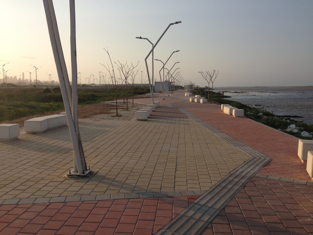 Malecón avenida del Río Barranquilla