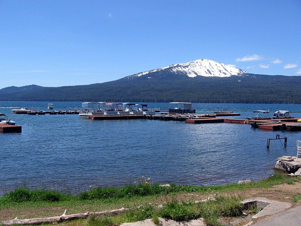 Diamond Lake
