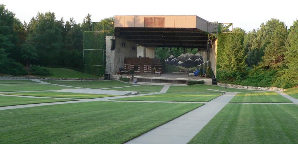 Pioneers Park (Lincoln) Pinewood Bowl 1