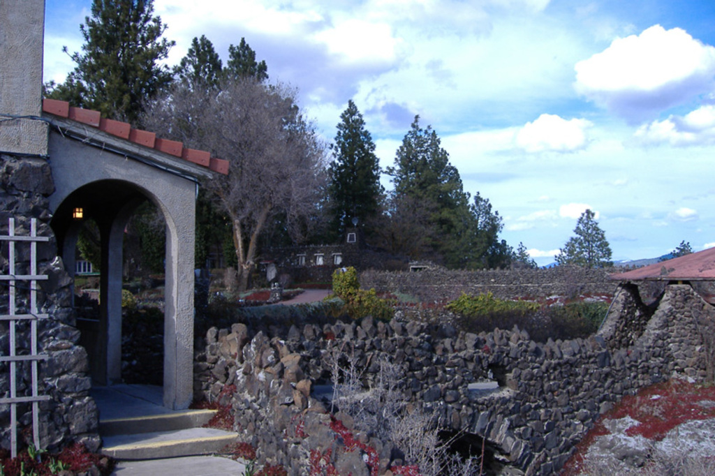 Arbor Crest Wine Cellars
