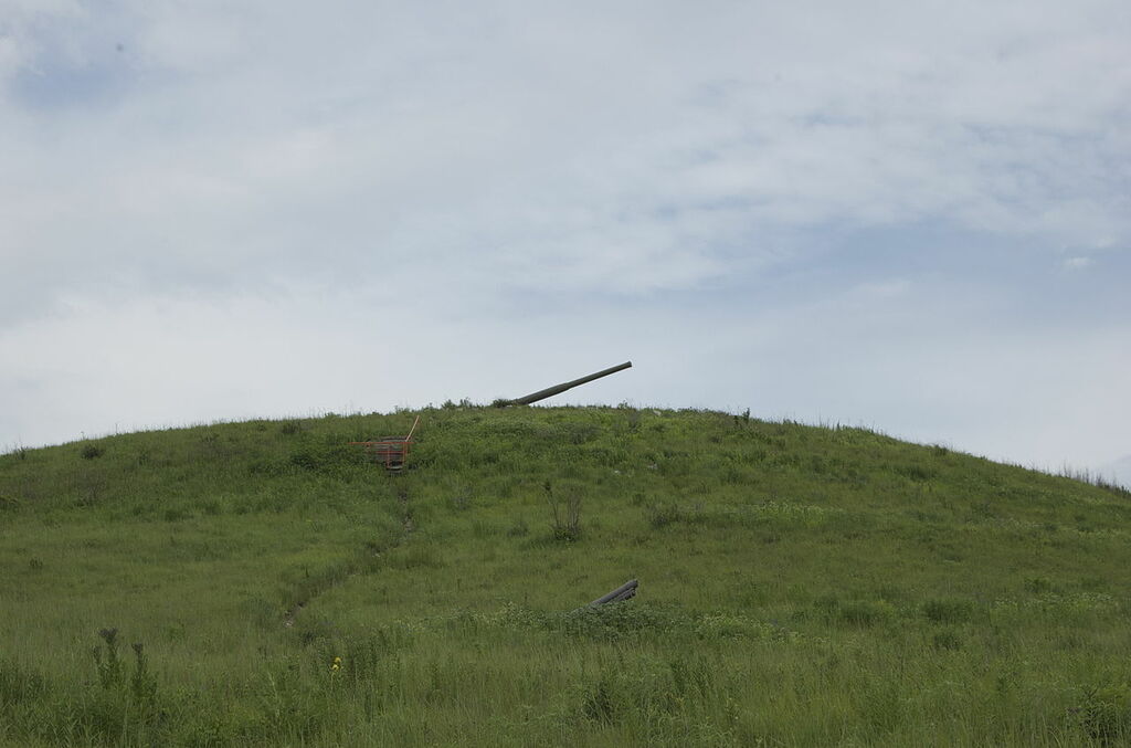Atomic cannon atop hill, Geary County, KS