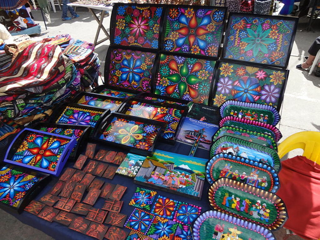 Otavalo Artisan Market - Andes Mountains - South America - photograph 007
