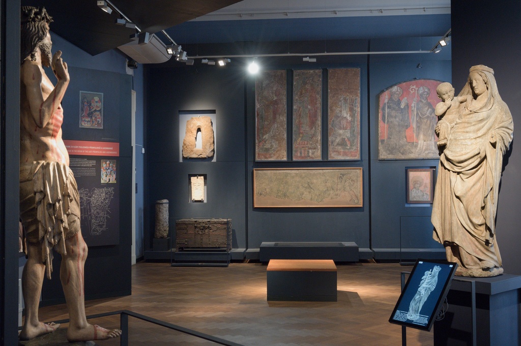 The City of Prague Museum, Room of Medieval art, 200451