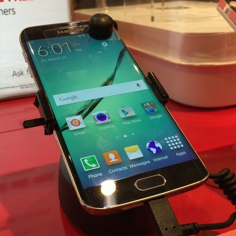 Early look at the Galaxy S6 edge.  Not super comfy, but could see living with that curve!