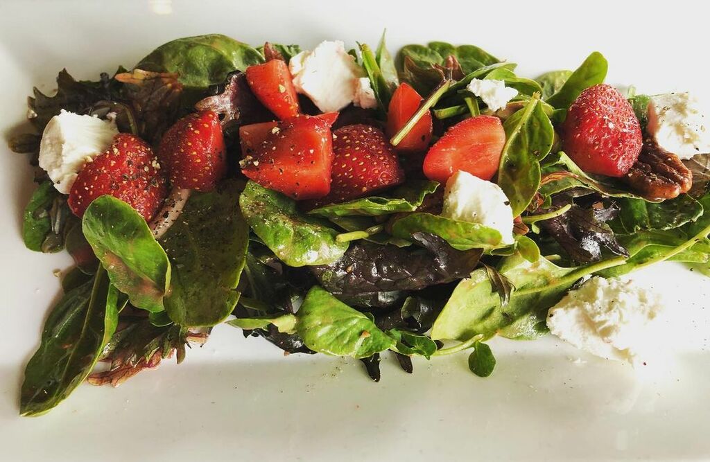 things to do in augusta ga | sample the wines at frog hollow tavern