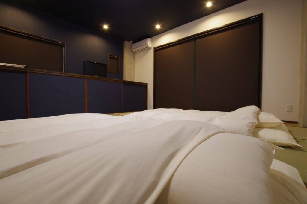 Private room one-minute walk to Dogo Onsen