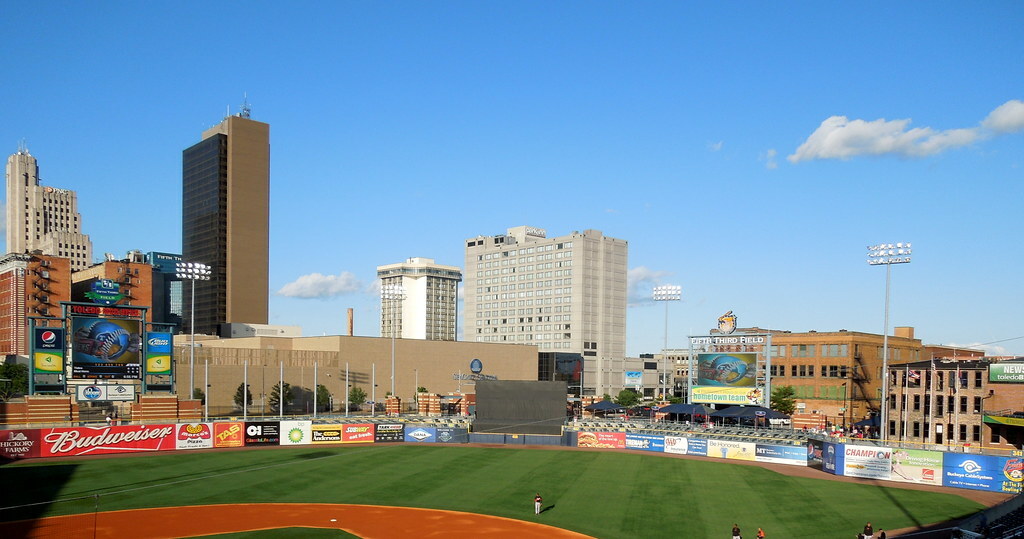 Vacation Aug2013 A view of Toledo Ohio from the stadium