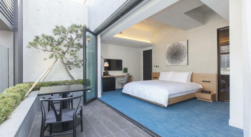 Bedroom with Balcony