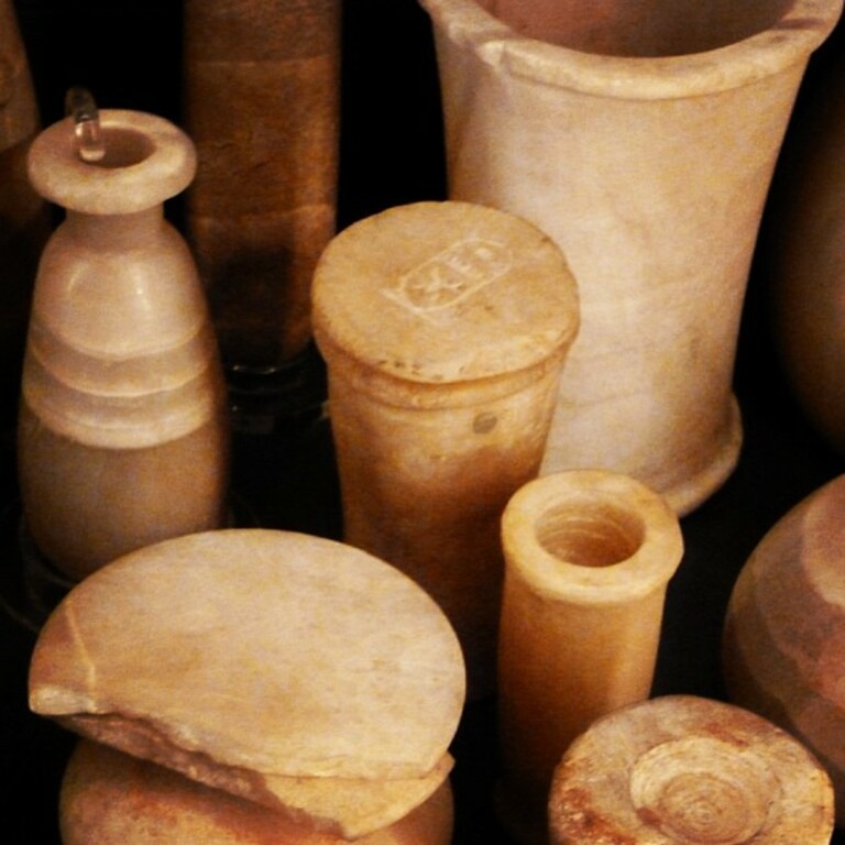 Alabaster vase with lid from a temple deposit