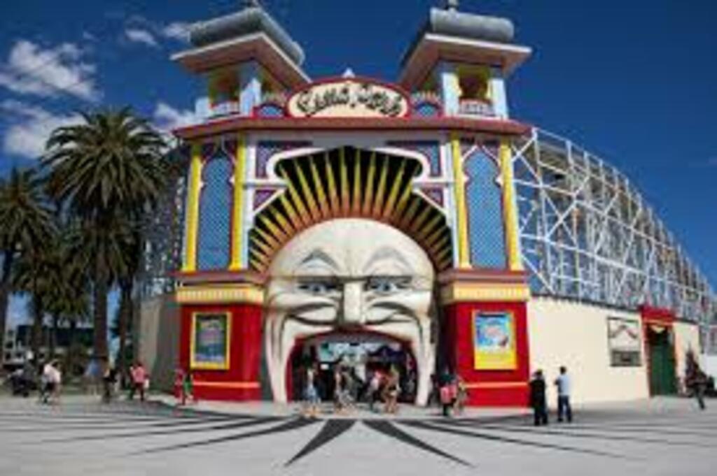 Luna Park Entrance Booth