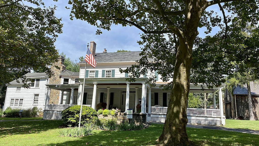 Cow Neck Historical Society headquarters in Flower Hill, NY