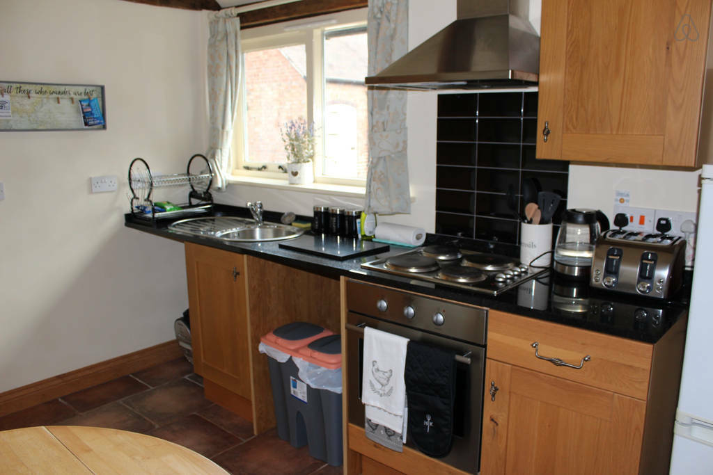 Top 16 Airbnb Vacation Rentals In Tamworth, United Kingdom Updated