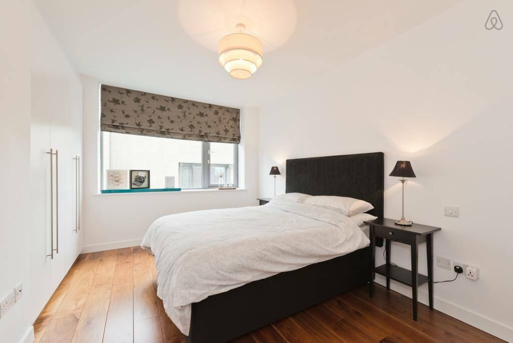 spacious, modern room with free parking