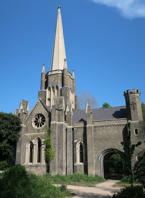 Abney Park Cemetery chapel 2020