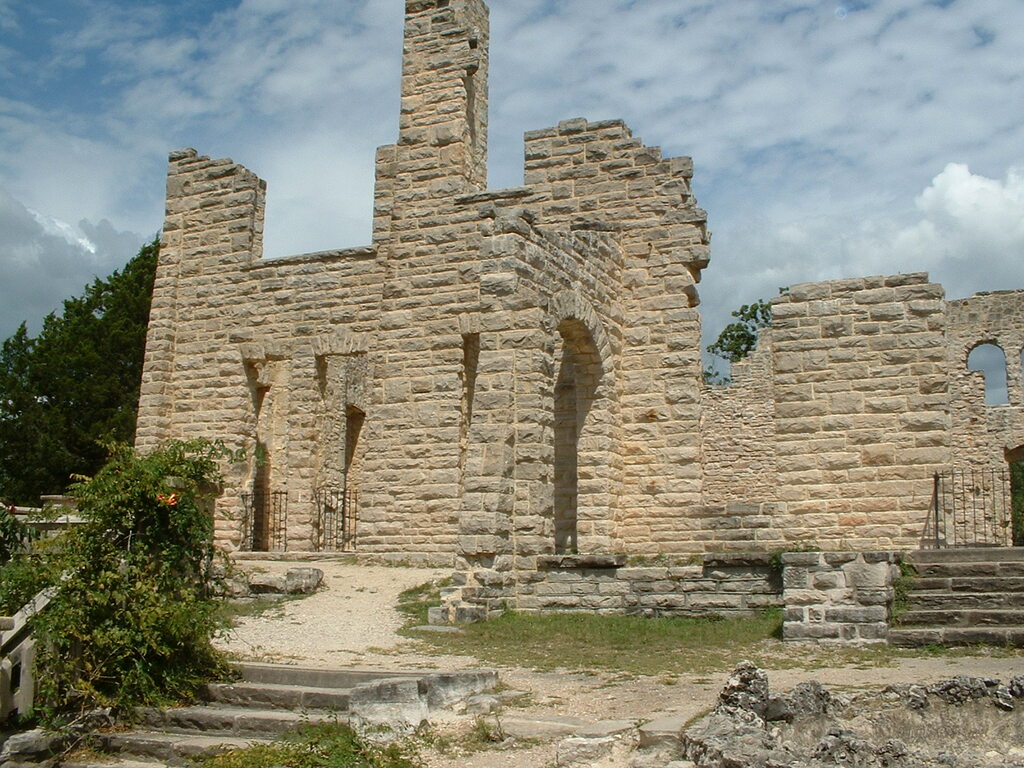 Ha Ha Tonka Ruins - panoramio
