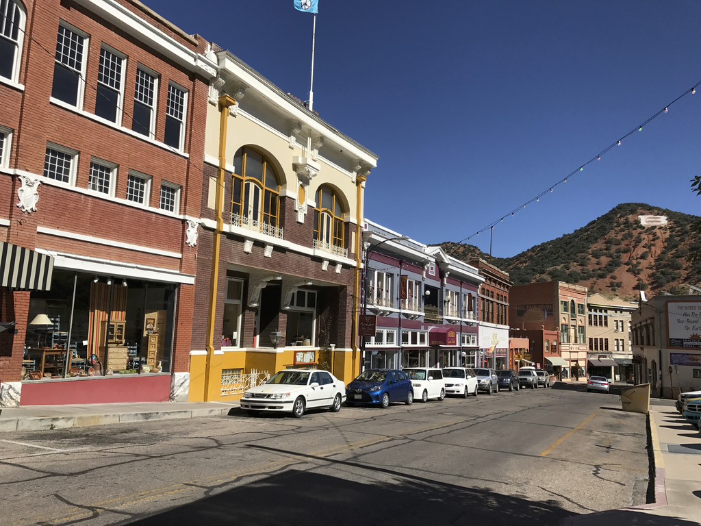 Bisbee, Arizona Tombstone Canyon (30287938000)