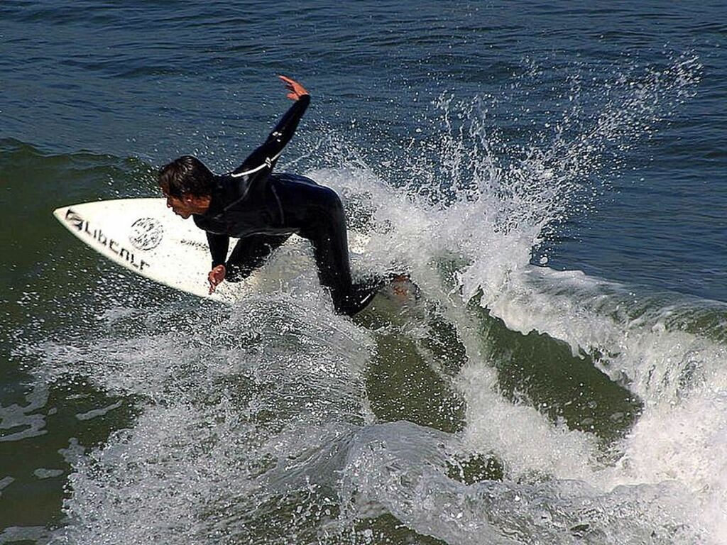 Surfing surfers waves ocean