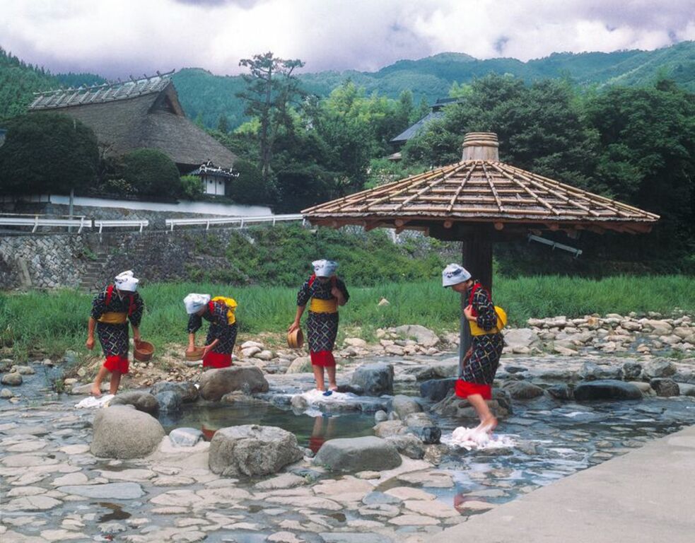 Dip in the beautifying spring waters of Okutsu Onsen