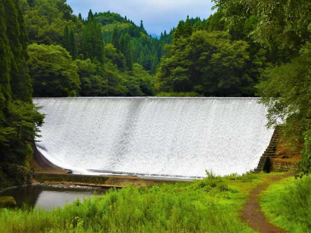 Hakusui Dam